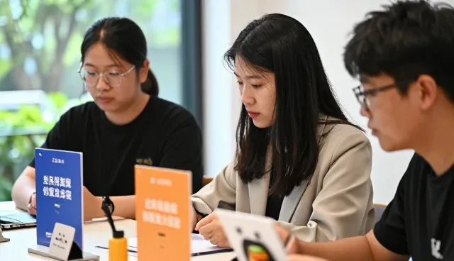 全链广告设计在账号代运营中的性能表现与适用场景分析